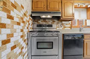 4251 Lydia St, Pittsburgh, PA 15207 - Photo 14