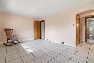 4251 Lydia St, Pittsburgh, PA 15207 - Photo 8