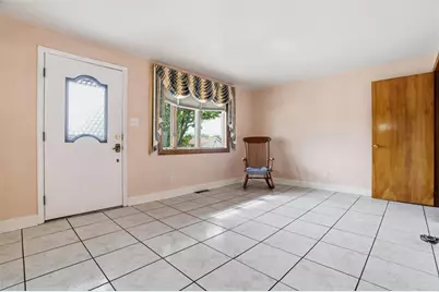 4251 Lydia St, Pittsburgh, PA 15207 - Photo 6