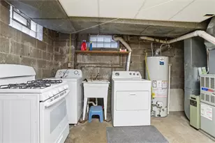 4251 Lydia St, Pittsburgh, PA 15207 - Photo 36
