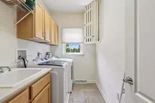 7064 Bennington Woods Dr, Pittsburgh, PA 15237 - Photo 36