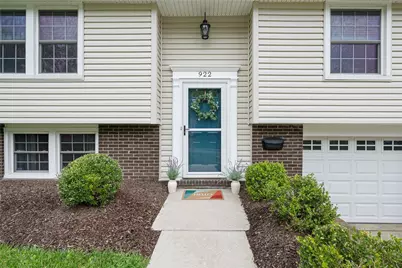 922 Cork Dr, Bethel Park, PA 15102 - Photo 4