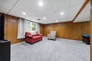 922 Cork Dr, Bethel Park, PA 15102 - Photo 30