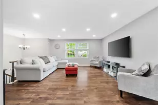922 Cork Dr, Bethel Park, PA 15102 - Photo 6