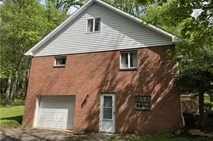 53 Vista Dr, White Township, PA 15701 - Photo 2