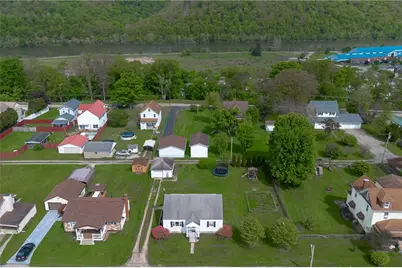 619 Painter Ave, Ford Cliff Boro, PA 16228 - Photo 4