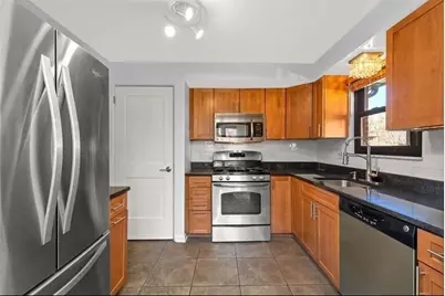 624 Fort Couch Rd, Pittsburgh, PA 15241 - Photo 6