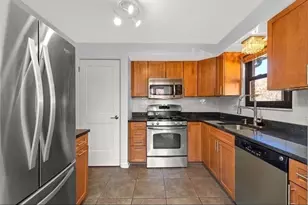 624 Fort Couch Rd, Pittsburgh, PA 15241 - Photo 6