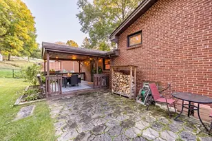 624 Fort Couch Rd, Pittsburgh, PA 15241 - Photo 12