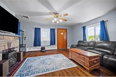 409 Cubbage St, Carnegie, PA 15106 - Photo 4