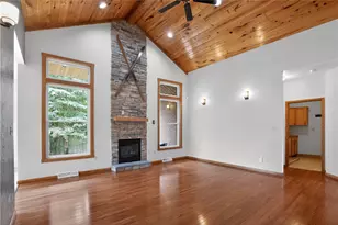 34 Harrington Way, Hempfield Township, PA 15601 - Photo 6