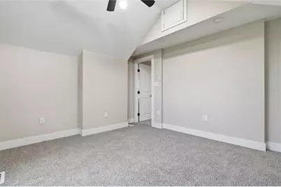 814 Fruithurst Dr, Pittsburgh, PA 15228 - Photo 32