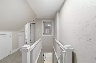 814 Fruithurst Dr, Pittsburgh, PA 15228 - Photo 28