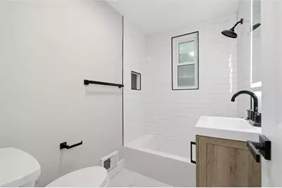 814 Fruithurst Dr, Pittsburgh, PA 15228 - Photo 26