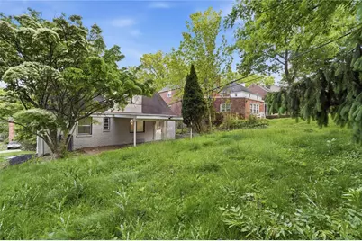 814 Fruithurst Dr, Pittsburgh, PA 15228 - Photo 46