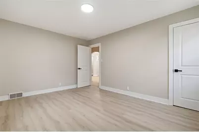 814 Fruithurst Dr, Pittsburgh, PA 15228 - Photo 20
