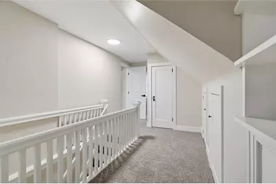 814 Fruithurst Dr, Pittsburgh, PA 15228 - Photo 36