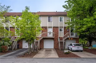647 Sunset Cir, Cranberry Township, PA 16066 - Photo 1
