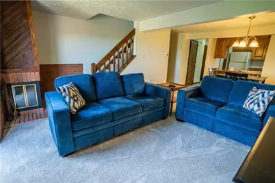 647 Sunset Circle, Cranberry Township, PA 16066 - Photo 6