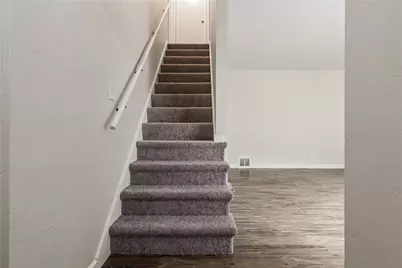 6612 Overlook St, South Park, PA 15129 - Photo 4
