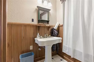 310 E Grandview Ave, Zelienople, PA 16063 - Photo 22
