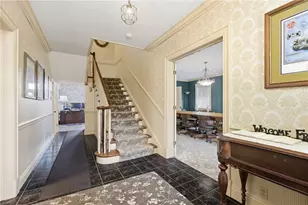 310 E Grandview Ave, Zelienople, PA 16063 - Photo 8