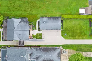 310 E Grandview Ave, Zelienople, PA 16063 - Photo 48