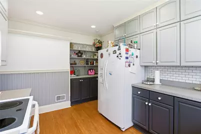 310 E Grandview Ave, Zelienople, PA 16063 - Photo 12