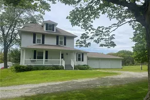 1055 E Lake Rd, Delaware Township, PA 16154 - Photo 1