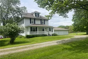 1055 E Lake Rd, Delaware Township, PA 16154 - Photo 8