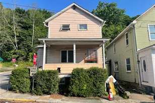 332 Quay St, Vandergrift, PA 15629 - Photo 1