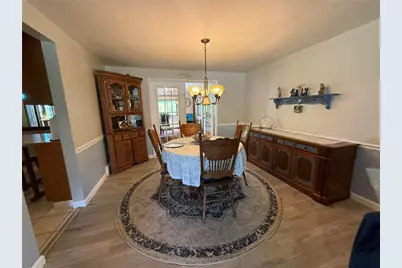 405 Peters Dr, Pittsburgh, PA 15116 - Photo 8