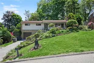 405 Peters Dr, Pittsburgh, PA 15116 - Photo 40