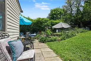 405 Peters Dr, Pittsburgh, PA 15116 - Photo 34