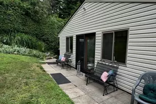 405 Peters Dr, Pittsburgh, PA 15116 - Photo 40
