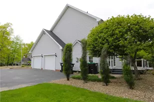 2018 Lori Ln, Hermitage, PA 16148 - Photo 40