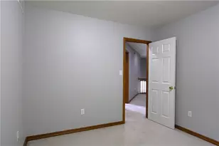 2018 Lori Ln, Hermitage, PA 16148 - Photo 26