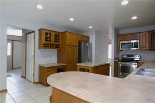 2018 Lori Ln, Hermitage, PA 16148 - Photo 16