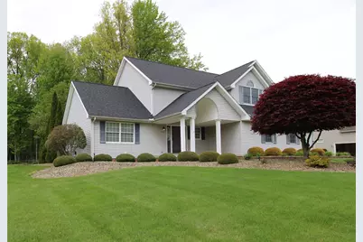 2018 Lori Lane, Hermitage, PA 16148 - Photo 2