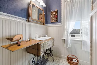 310 E Grandview Ave, Zelienople, PA 16063 - Photo 26