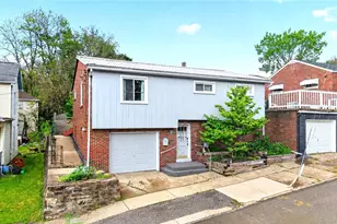 705 14th St, New Brighton, PA 15066 - Photo 1