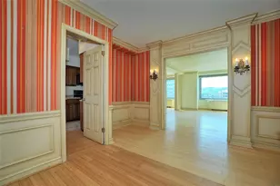 320 Fort Duquesne Blvd, Downtown Pgh, PA 15222 - Photo 2