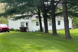 1051 E Lake Rd, Delaware Township, PA 16154 - Photo 2