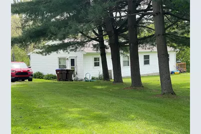 1051 E Lake Road, Delaware Township, PA 16154 - Photo 2