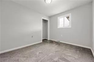 509 Burns St, Vandergrift, PA 15690 - Photo 24