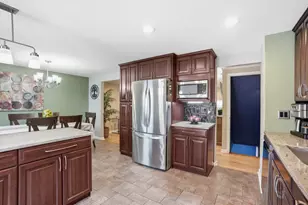325 McWilliams Dr, Harrison Township, PA 15065 - Photo 18