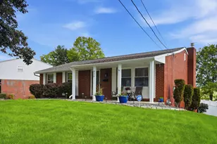 325 McWilliams Dr, Harrison Township, PA 15065 - Photo 4