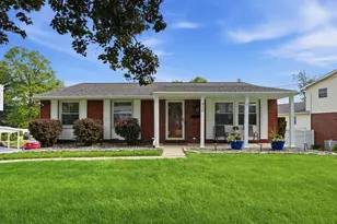 325 McWilliams Dr, Harrison Township, PA 15065 - Photo 2