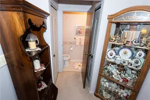 131 Lebeouf Dr, Pittsburgh, PA 15068 - Photo 10