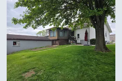 112 Fairview St, Union Township, PA 15038 - Photo 12